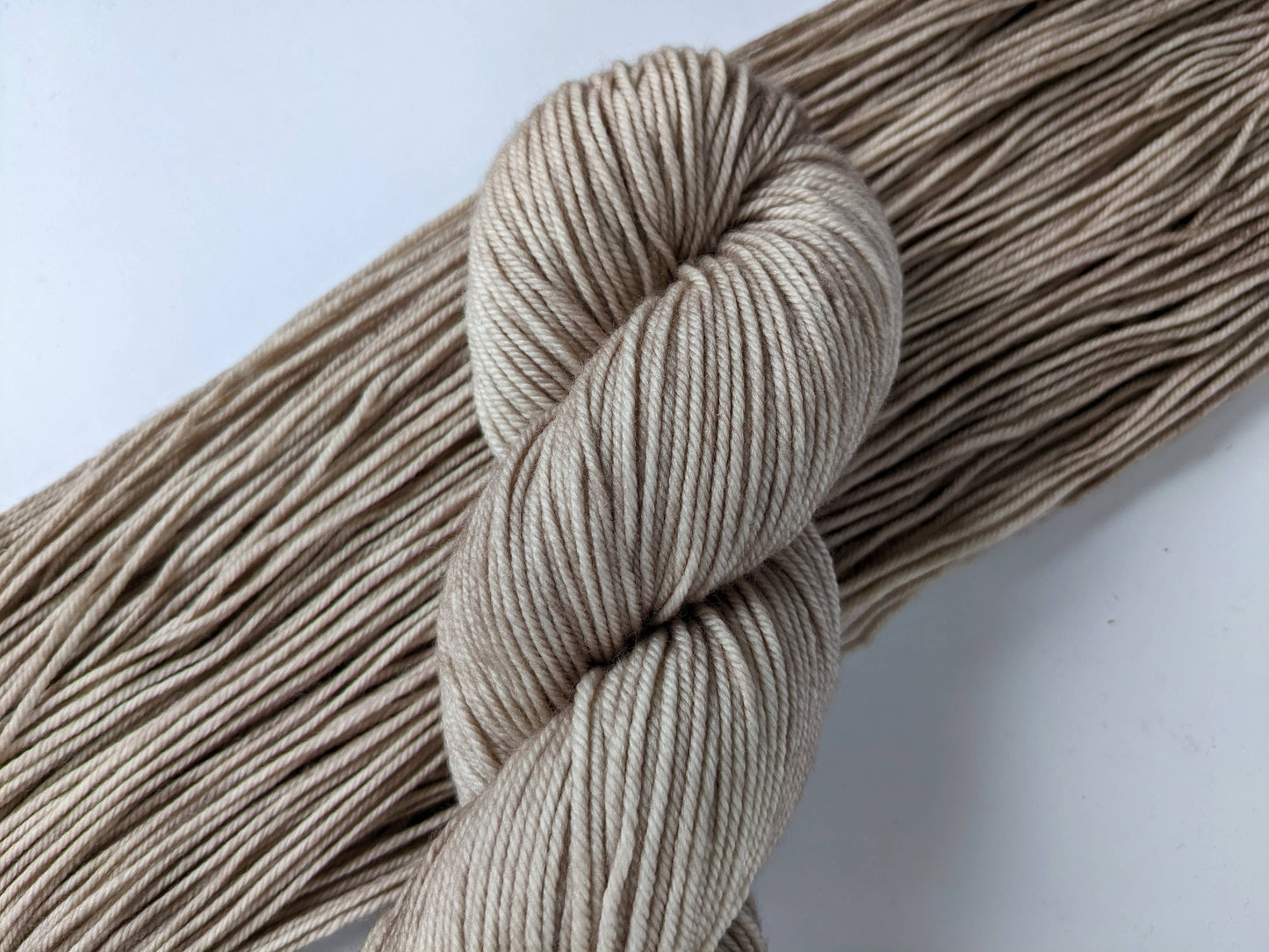 DK yarn - 100% Superwash Merino
