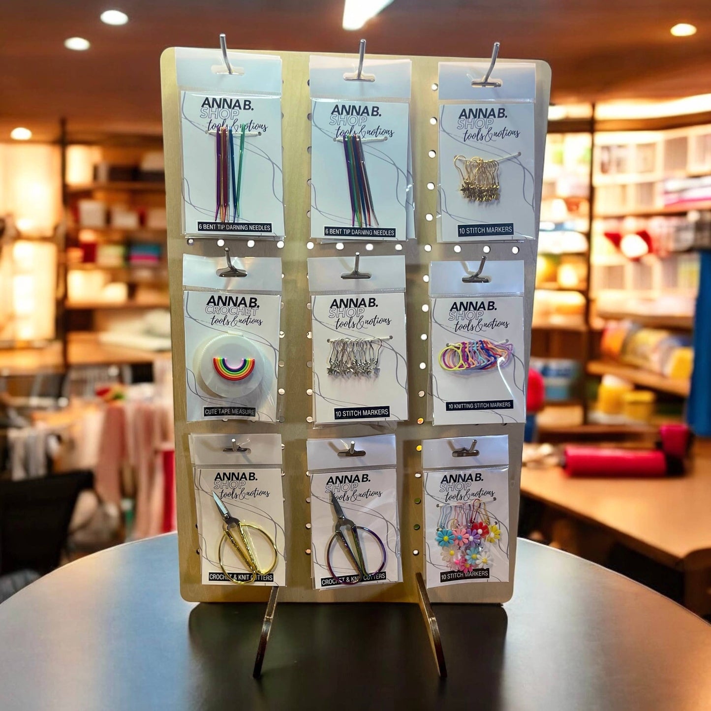 Round Hollow Hearts Stitch Markers, Set of 10, notions