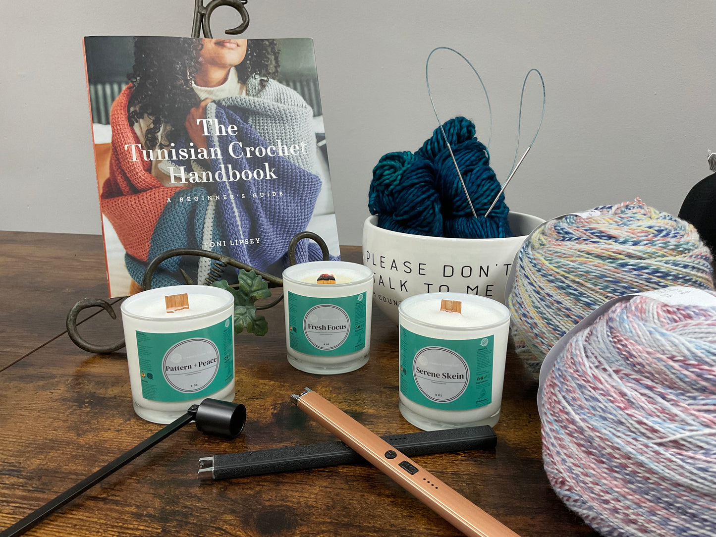 Creators Corner- 8oz Coconut Apricot Wax Candles