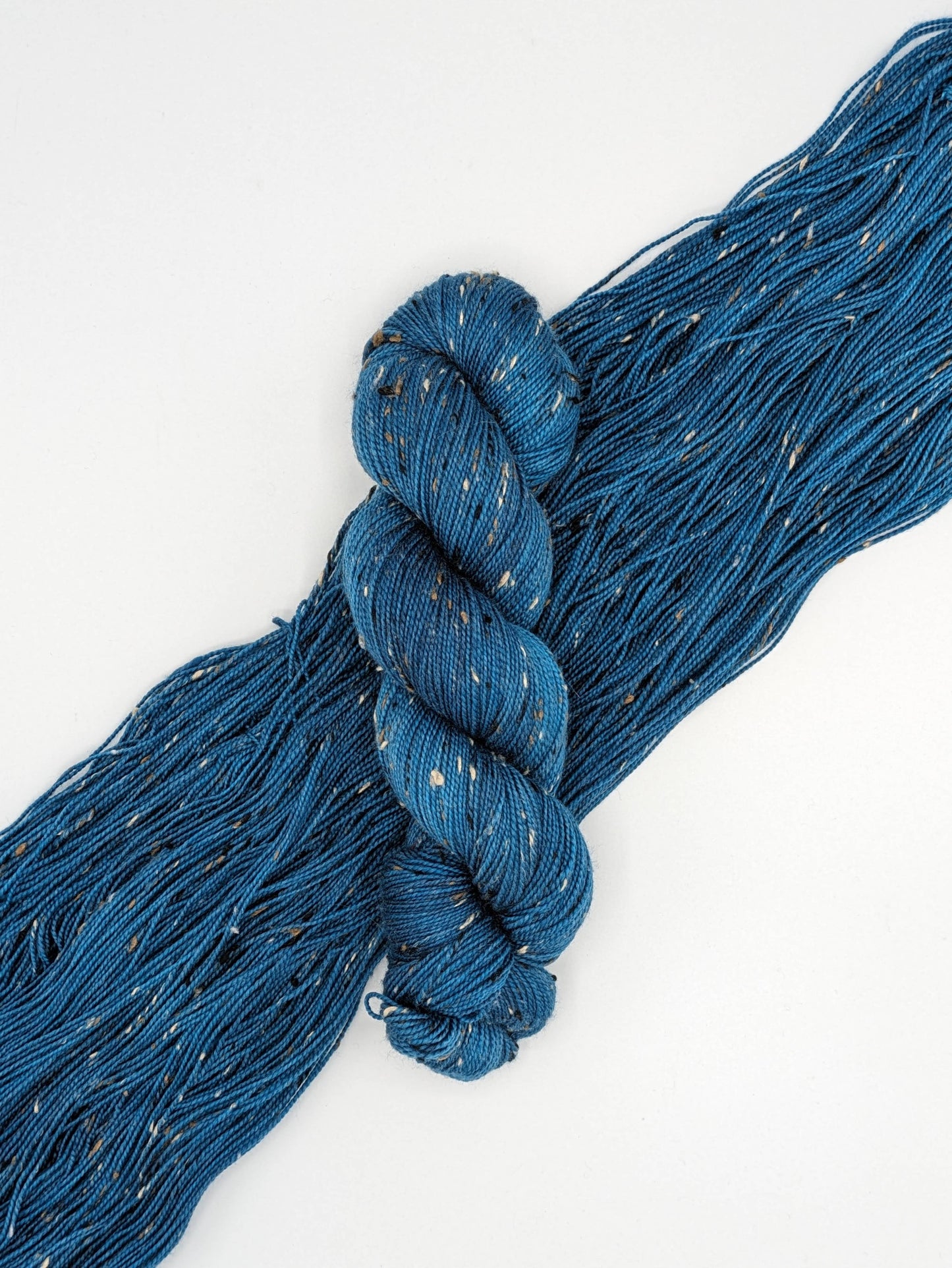 Tweed Fingering Yarn - 85% Superwash Merino & 15% Nep