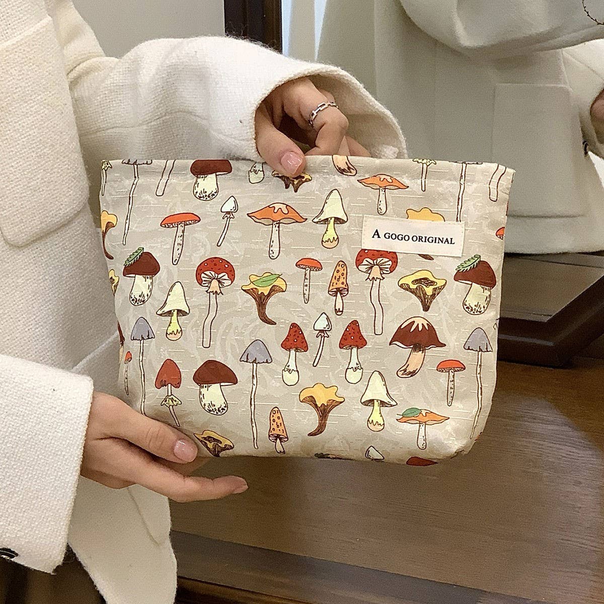 Cute Mushroom Cosmetic Bag Travel Wash Pouch_CUAB00665
