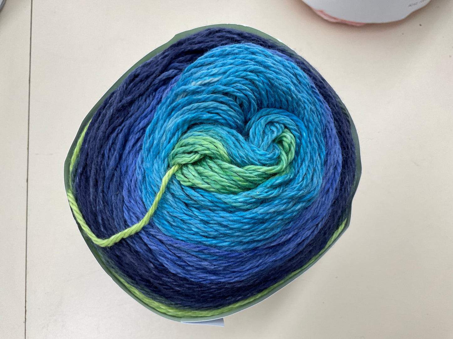 UNIVERSAL COTTON SUPREME WAVES