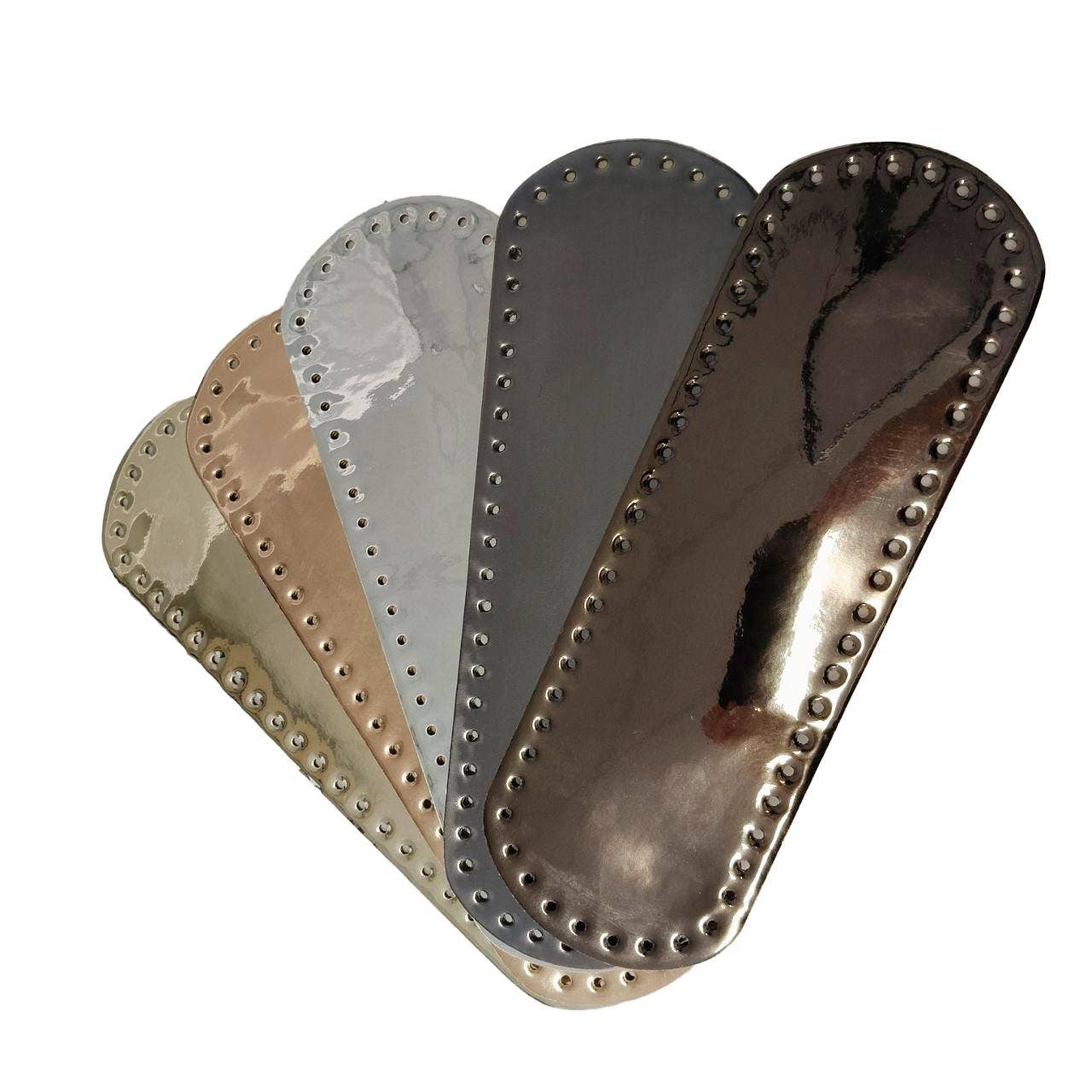 Mirrored bases for crochet bags