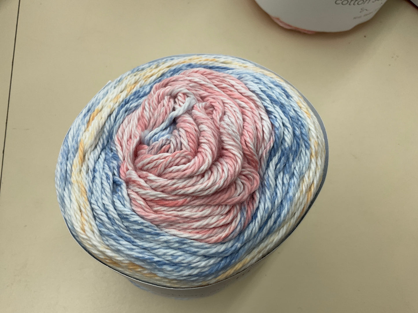 UNIVERSAL COTTON SUPREME WAVES