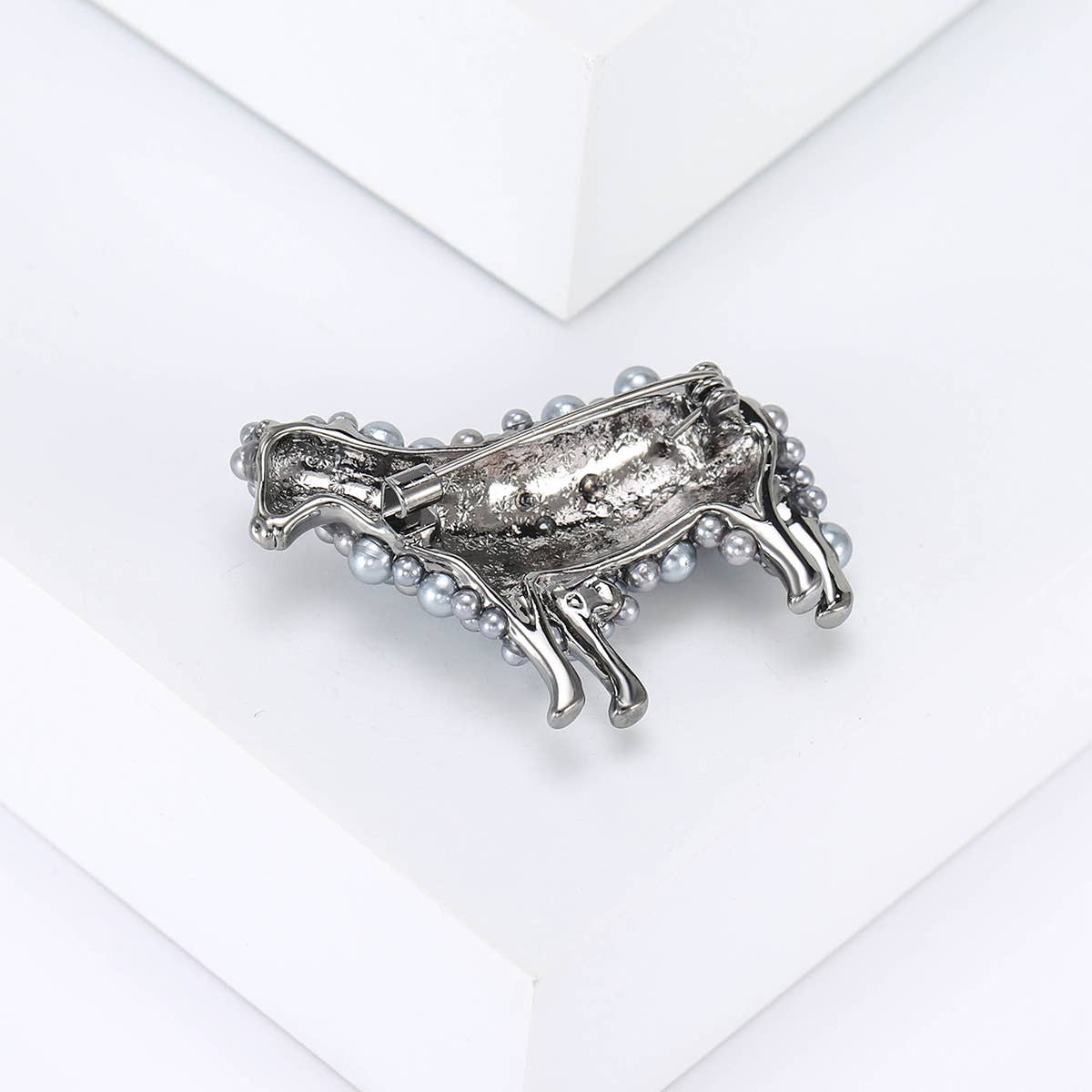 Pearl Sheep Brooches, Elegant Lamb Animal Pin