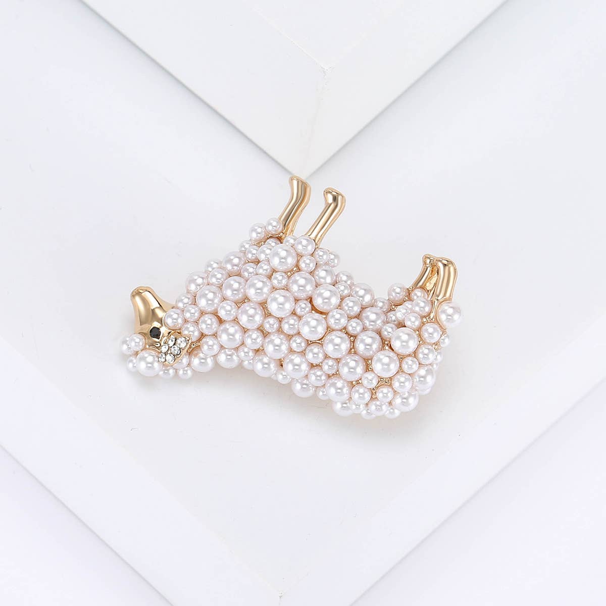 Pearl Sheep Brooches, Elegant Lamb Animal Pin