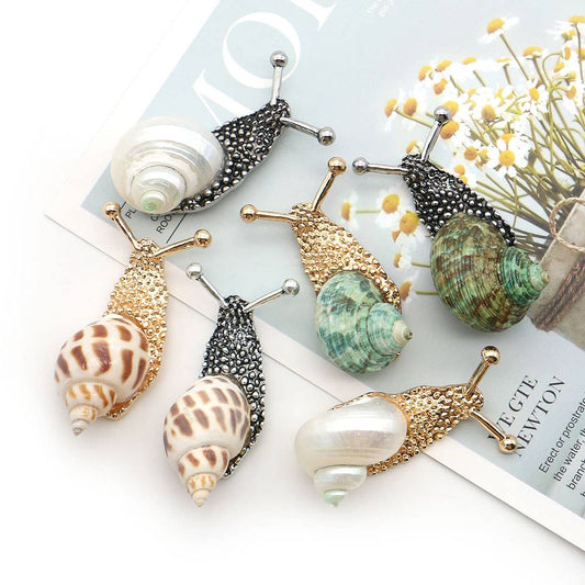 Chic Natural Conch Snail Brooch / Pendant
