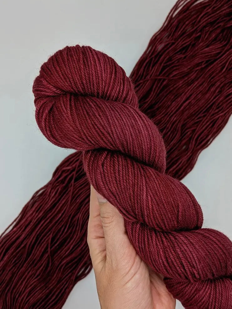 Maker Wool- Dk Yarn-100% Superwash Merino