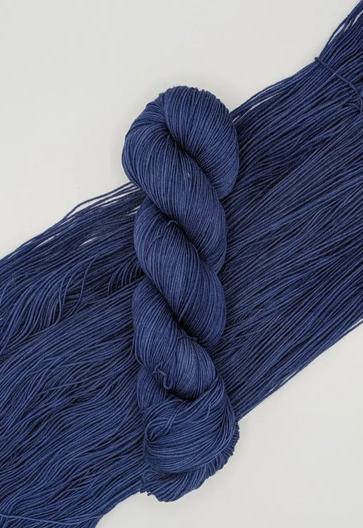 Maker Wool- Dk Yarn-100% Superwash Merino