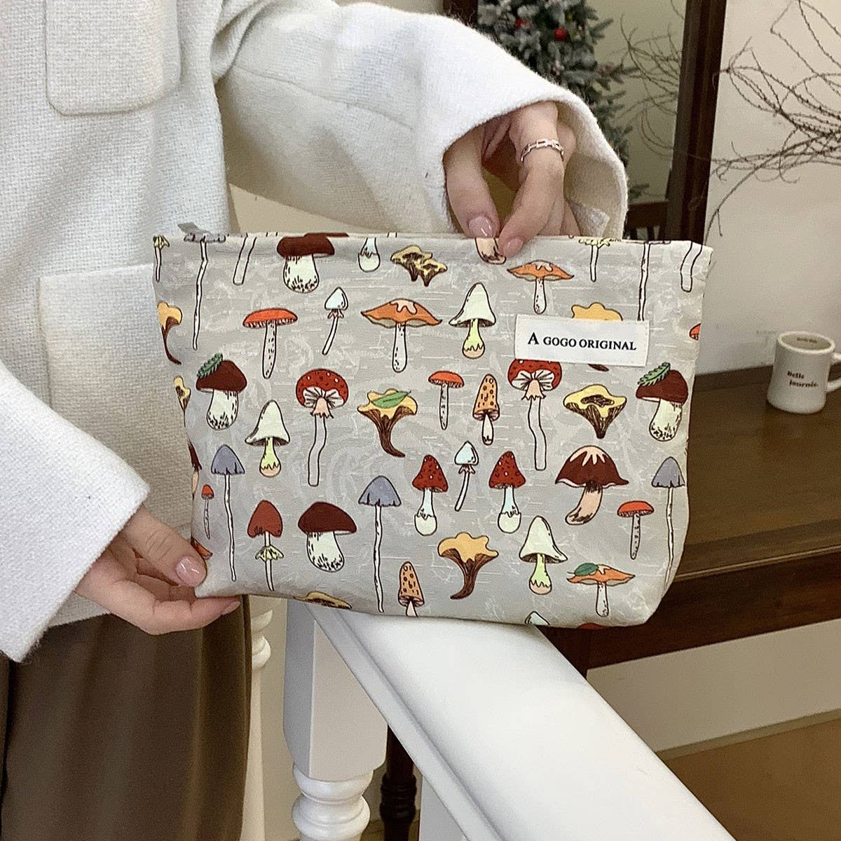 Cute Mushroom Cosmetic Bag Travel Wash Pouch_CUAB00665