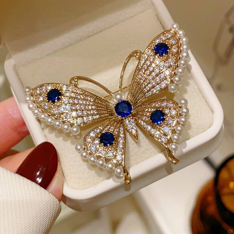 Pearl & Rhinestone Butterfly Brooch, Gold-Tone Elegant Pin